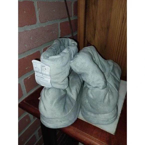 NWT‎ Massage slippers.  Size Large - Picture 3 of 4